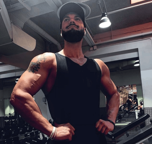 Home Workout, speciale addominali: 'Abs on fire' a corpo libero - gabriele - Gay.it