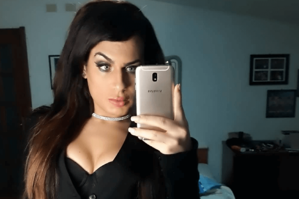 Aurora da Cagliari, vittima di transfobia: “Obbligata a doverlo sopportare e a ritenerlo normale, voi resistereste?”