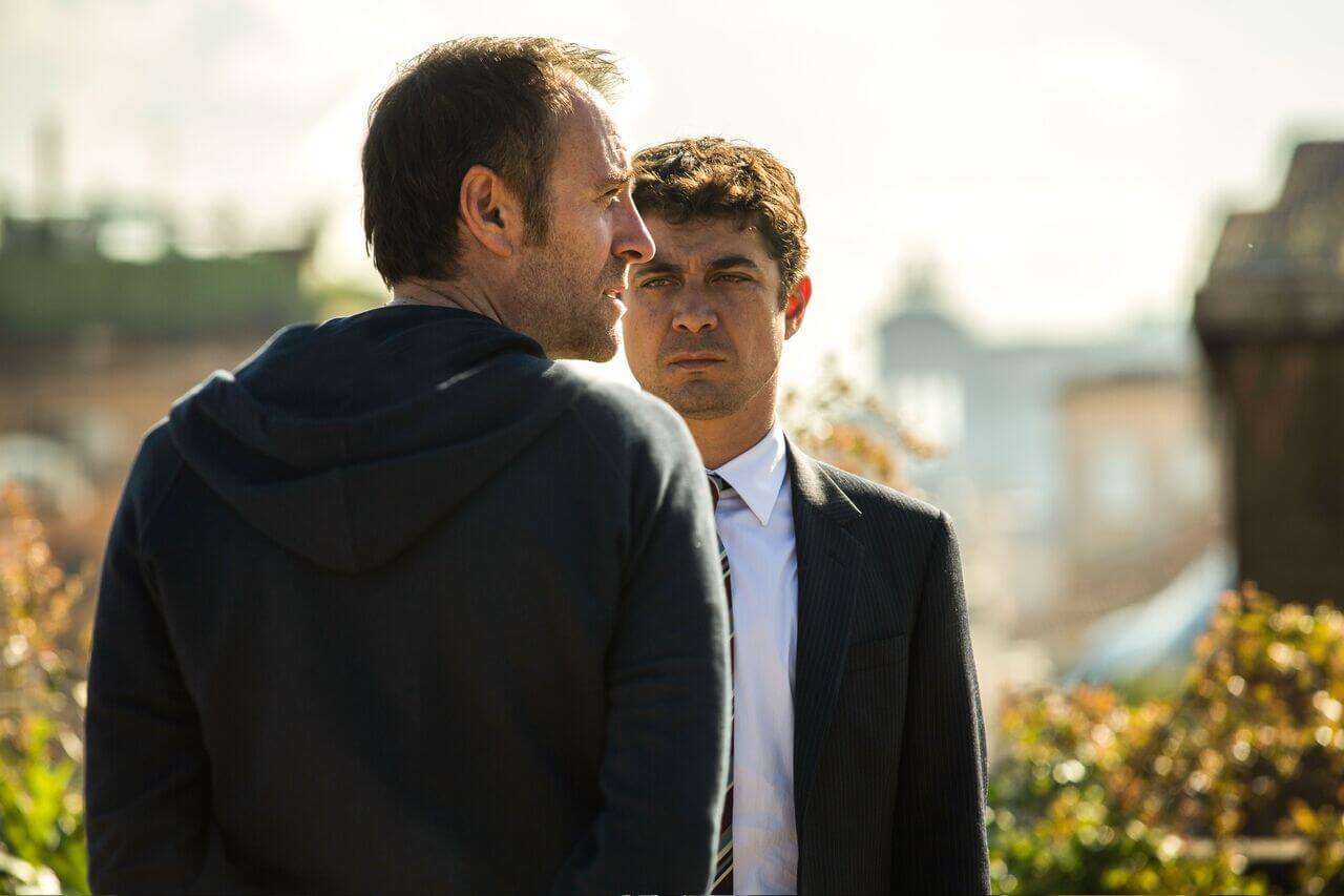 Da La Finestra di Fronte a Mine Vaganti ed Euforia, i film LGBTQIA+ della settimana tra tv generalista e streaming - Euforia Scamarcio Mastandrea.jpeg - Gay.it