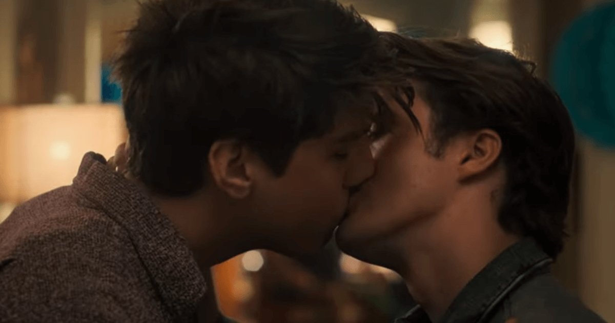 Love, Victor, Michael Cimino ha ricevuto insulti omofobi per aver interpretato un personaggio gay - Love Victor - Gay.it