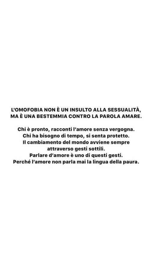Michele Bravi, "Chi è pronto racconti l'amore senza vergogna, l'Omofobia è una bestemmia" - Michele Bravi e lomofobia3 - Gay.it