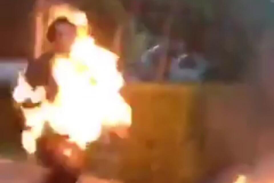 Tbilisi, donna trans si dà fuoco per denunciare l’immobilismo del Governo nei confronti della comunità