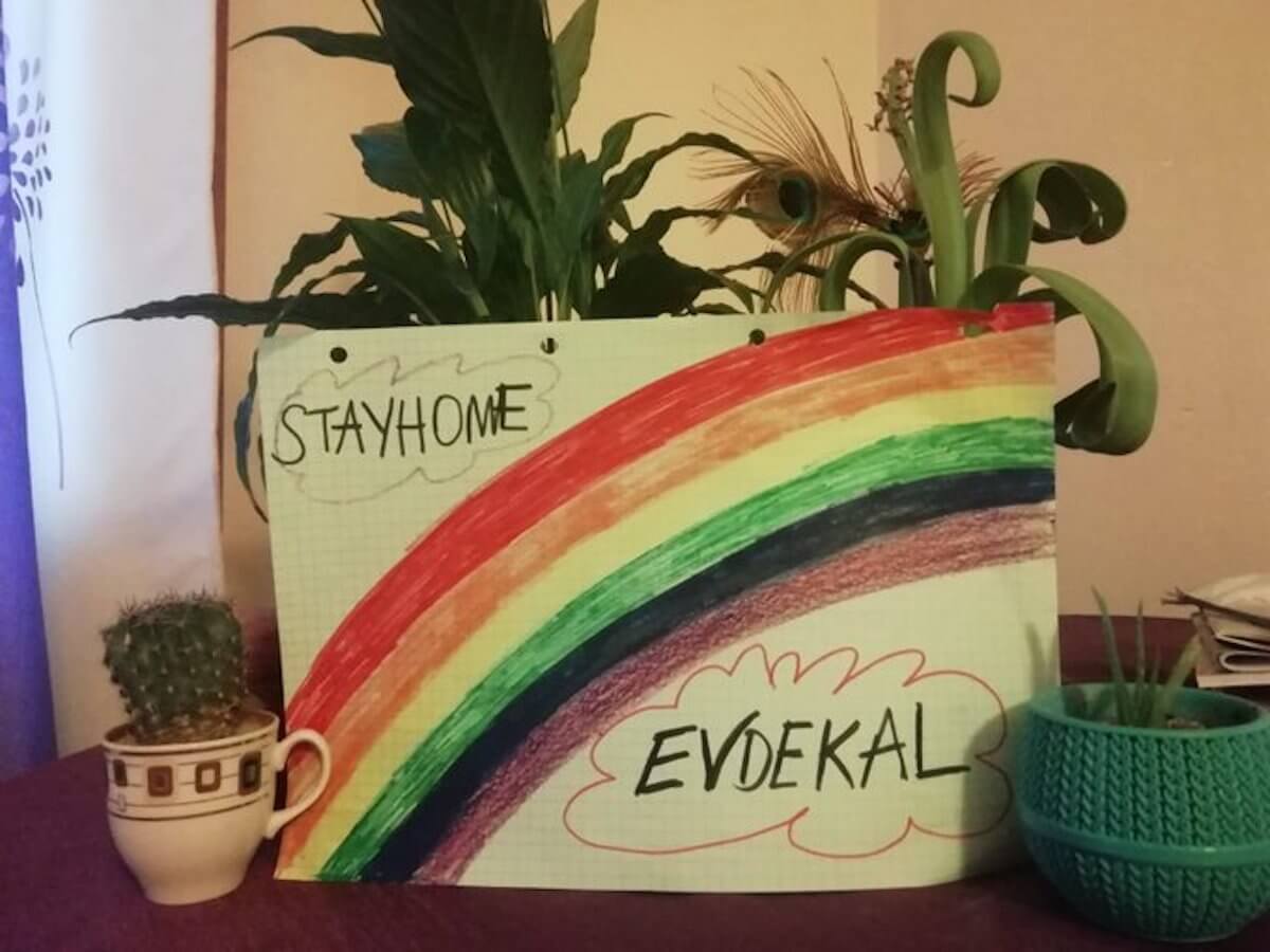 Turchia, vietato disegnare arcobaleni: “complotto internazionale per far diventare gay i bambini”