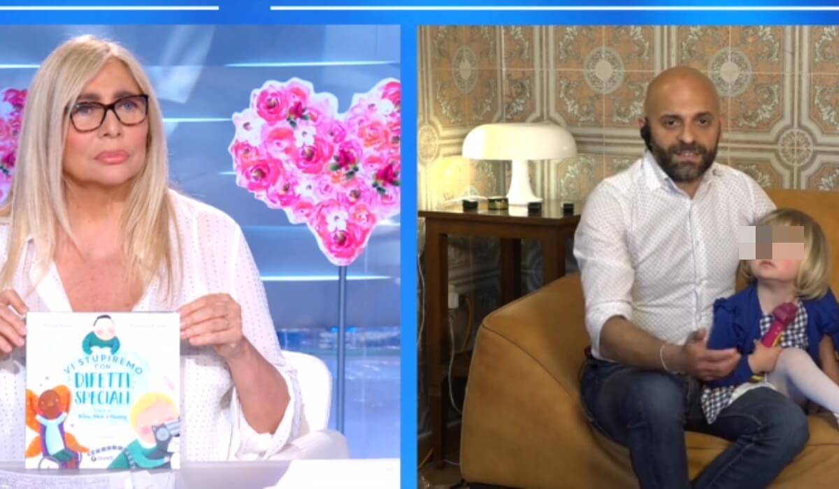 Mara Venier festeggia Luca Trapanese e la piccola Alba: “vi volevo per la Festa della Mamma perché per me non c’è differenza”