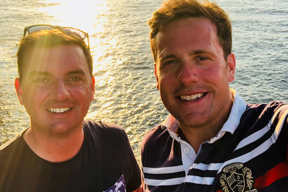 Ross e Chris primi papà di Scozia con la GPA pagata dal Servizio Sanitario Nazionale