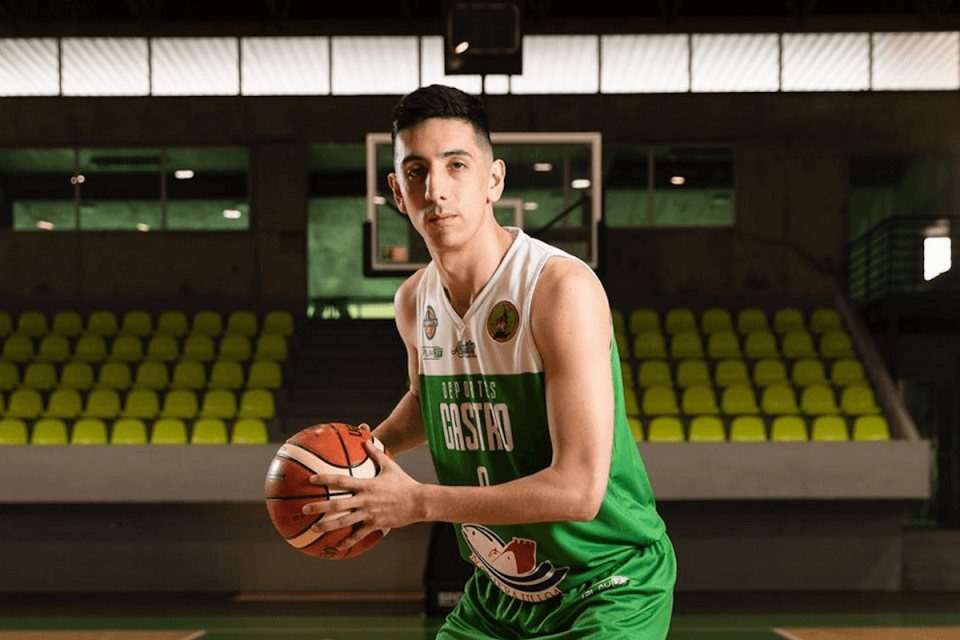 Daniel Arcos, il giocatore di basket fa coming out: “Mai stato così sereno, ora sono felice”