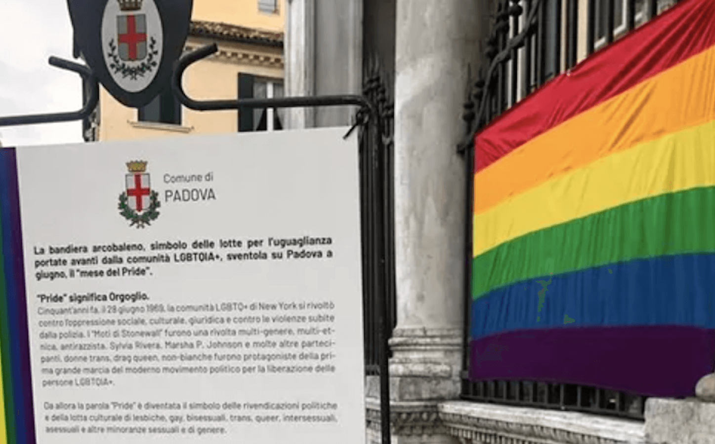 Padova, rubata la bandiera arcobaleno del Pride Month