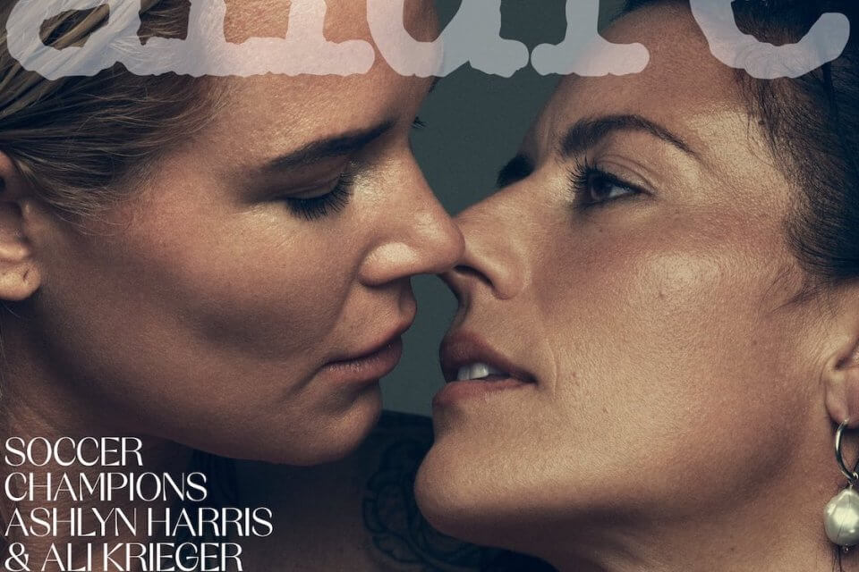 Ali Krieger e Ashlyn Harris, bellissimo bacio d'amore sulla cover di Allure per le due calciatrici USA - Ali Krieger and Ashlyn Harris allure - Gay.it