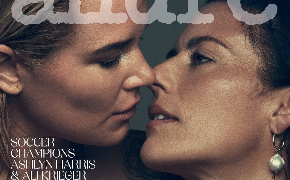 Ali Krieger e Ashlyn Harris, bellissimo bacio d’amore sulla cover di Allure per le due calciatrici USA