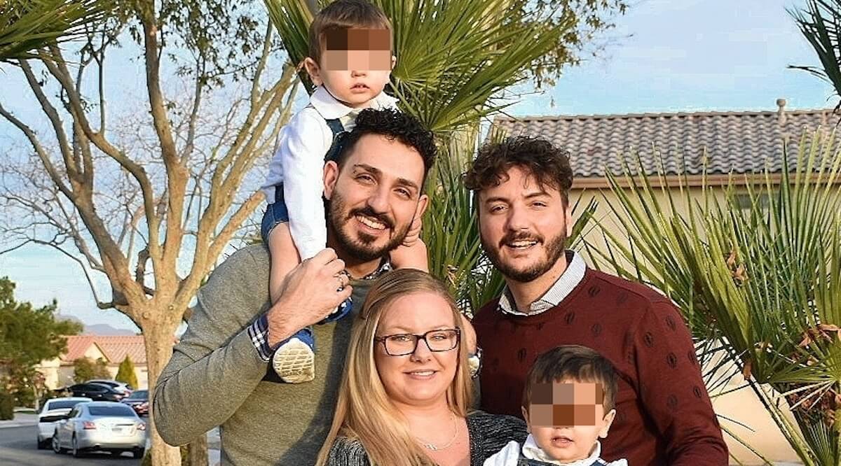 I Papà per Scelta replicano a Giorgia Meloni: “Questa è la mamma surrogata dei nostri figli, quale barbarie”