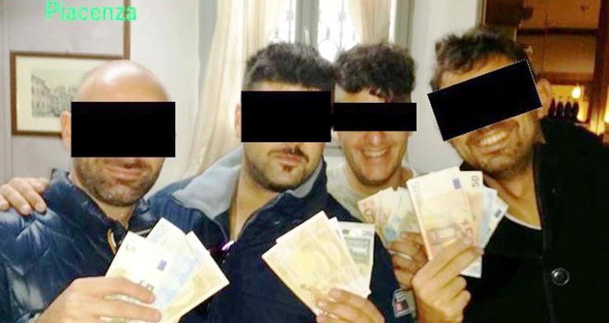 Piacenza, trans denuncia: minacciata e costretta a rapporti sessuali con i Carabinieri coinvolti nello scandalo