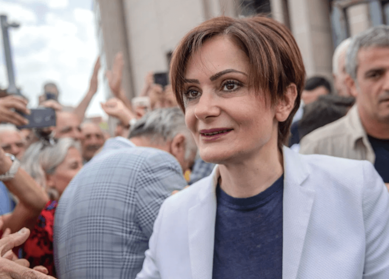 Canan Kaftancioglu, la Kamala Harris turca che vuole mandare a casa Erdogan