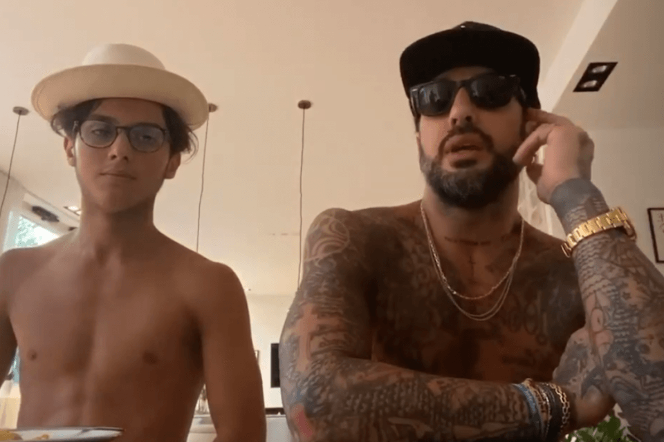 Carlos Maria, il figlio di Corona chiede scusa: "Ho sbagliato, non sono omofobo" (mentre il padre minimizza) - Carlos Maria il figlio di Corona chiede scusa - Gay.it