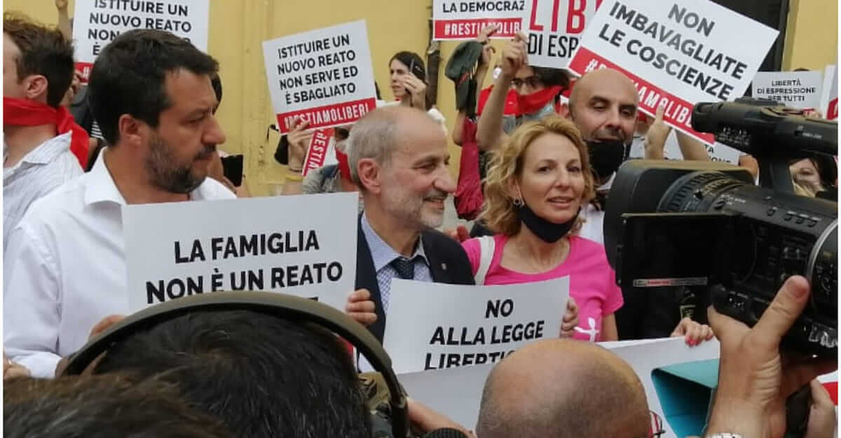 Simona Baldassarre (Lega): “i sindaci si mobilitino contro il DDL Zan”