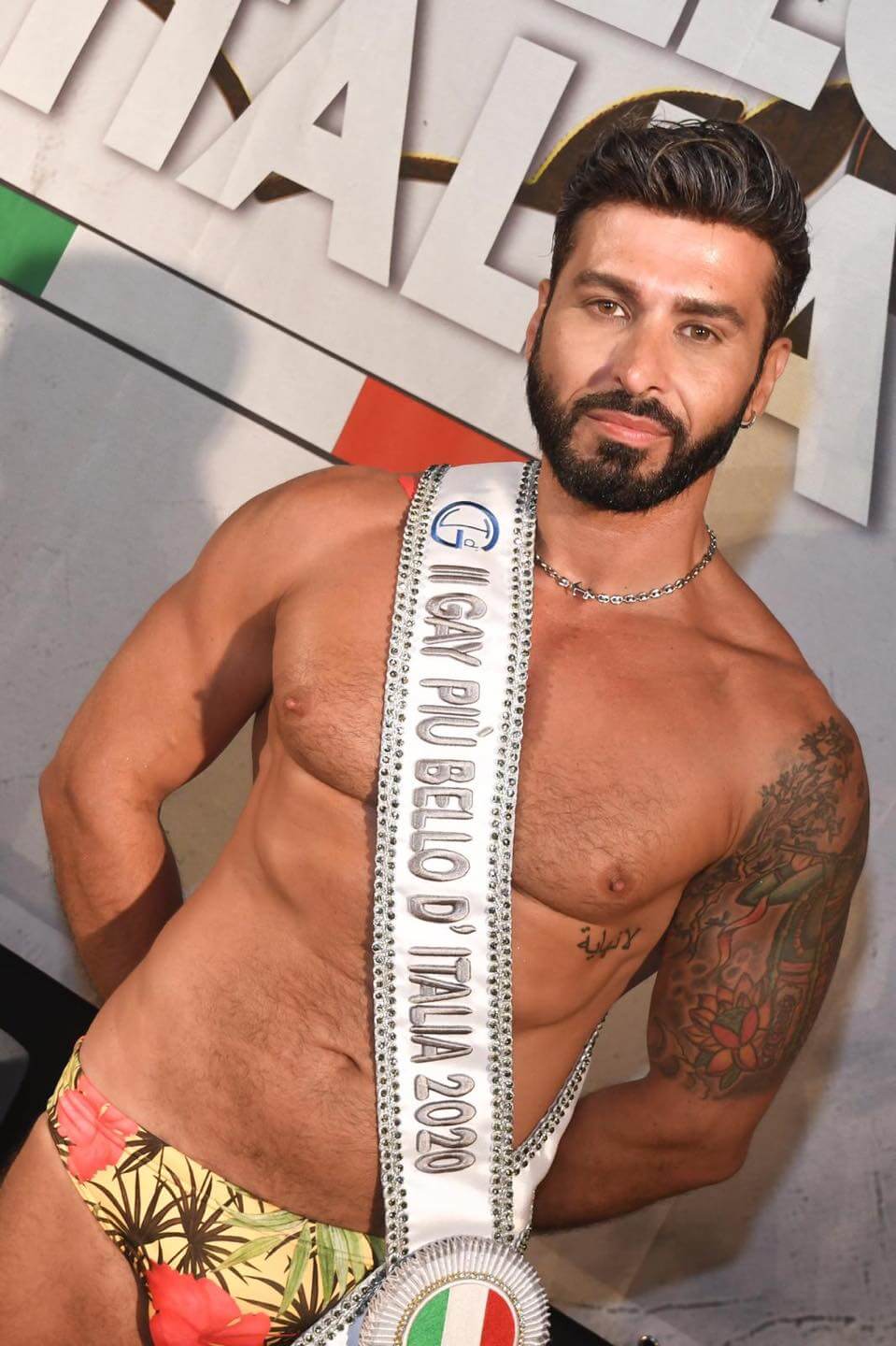 Antonio Veneziani confermato tra le polemiche "Il Gay più Bello d'Italia" - Antonio Veneziani - Gay.it