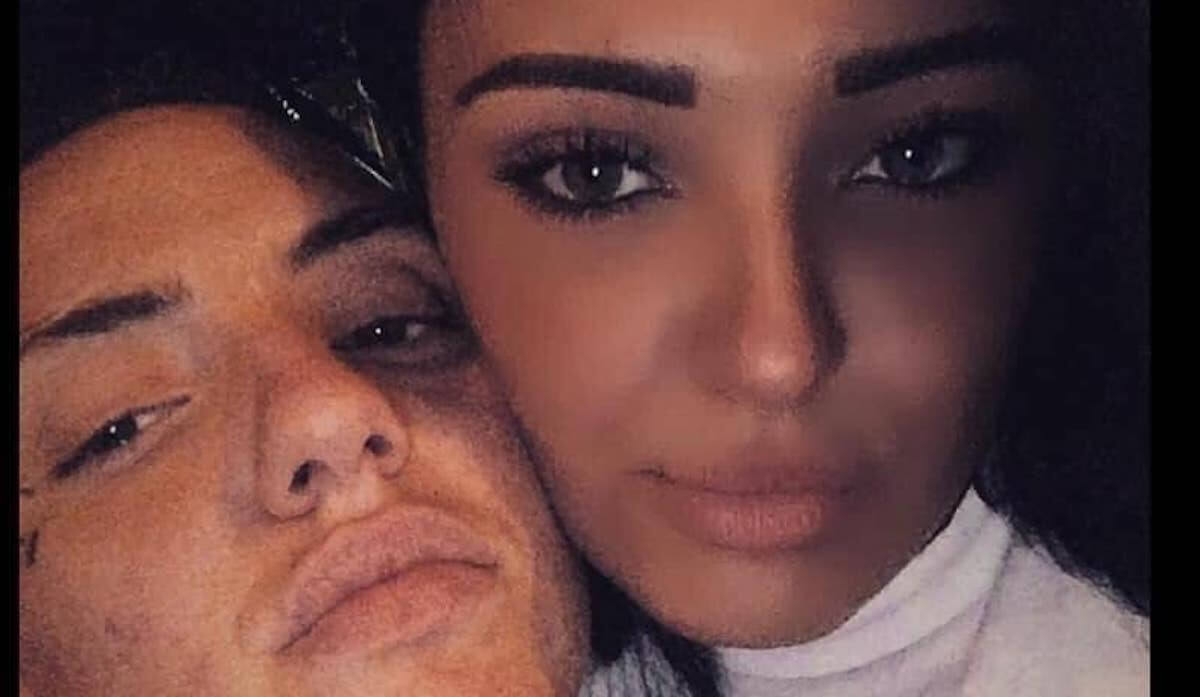 Ciro, la mamma al suo fianco: “I figli vanno accolti per come sono, lui è così e basta”