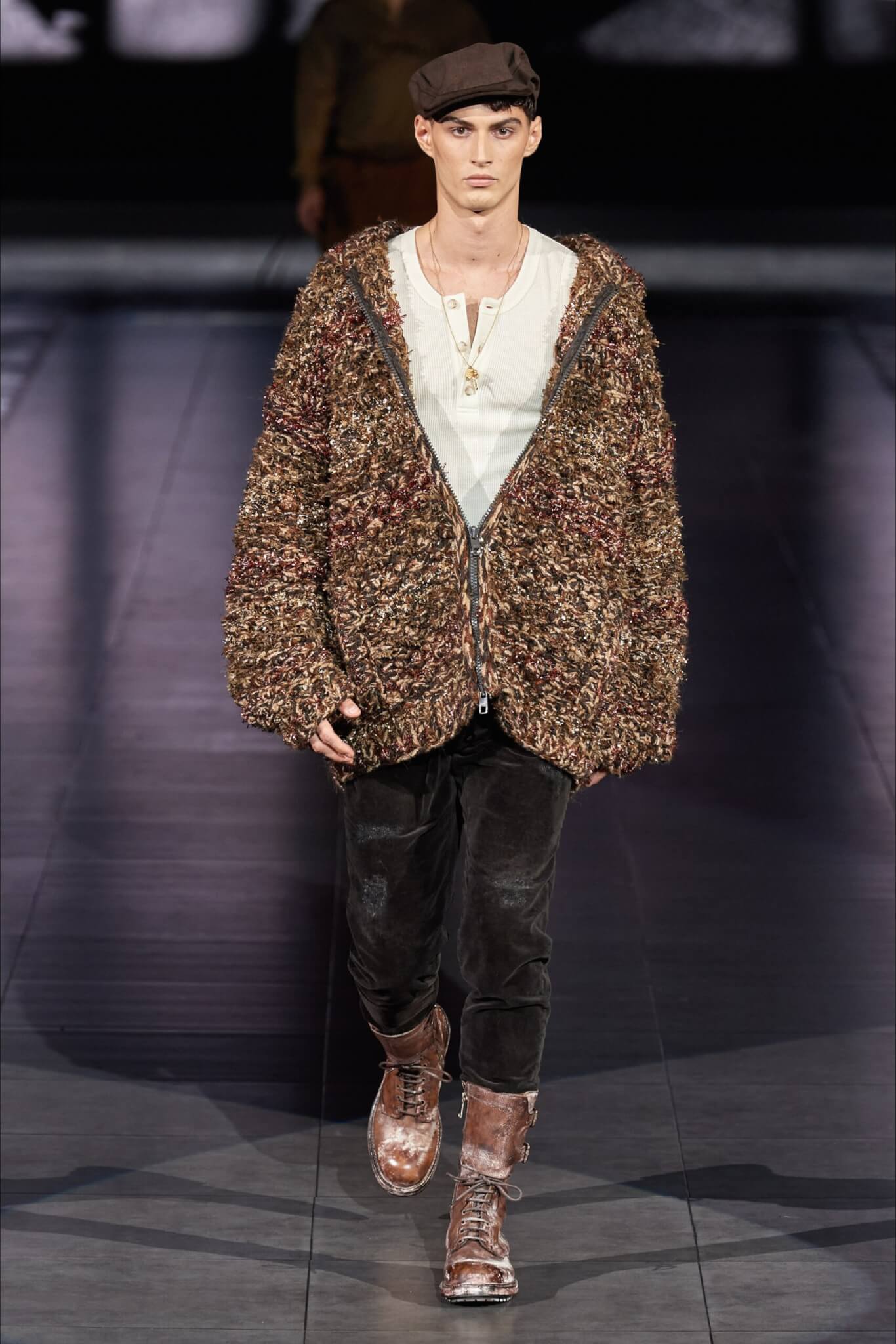 Il Cardigan è il Must Have Moda Uomo dell'Inverno 2020 - Dolce Gabbana scaled - Gay.it