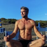 3) Flavio Montrucchio - Thumbnail