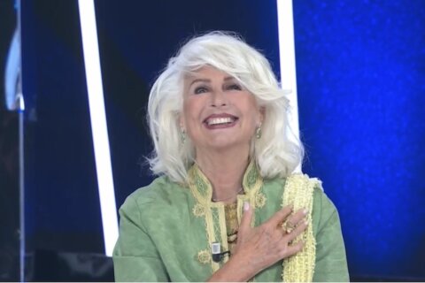 Loretta Goggi a Giorgia Meloni: "Sui diritti non si torna indietro, la libertà è sacra" - Loretta Goggi - Gay.it