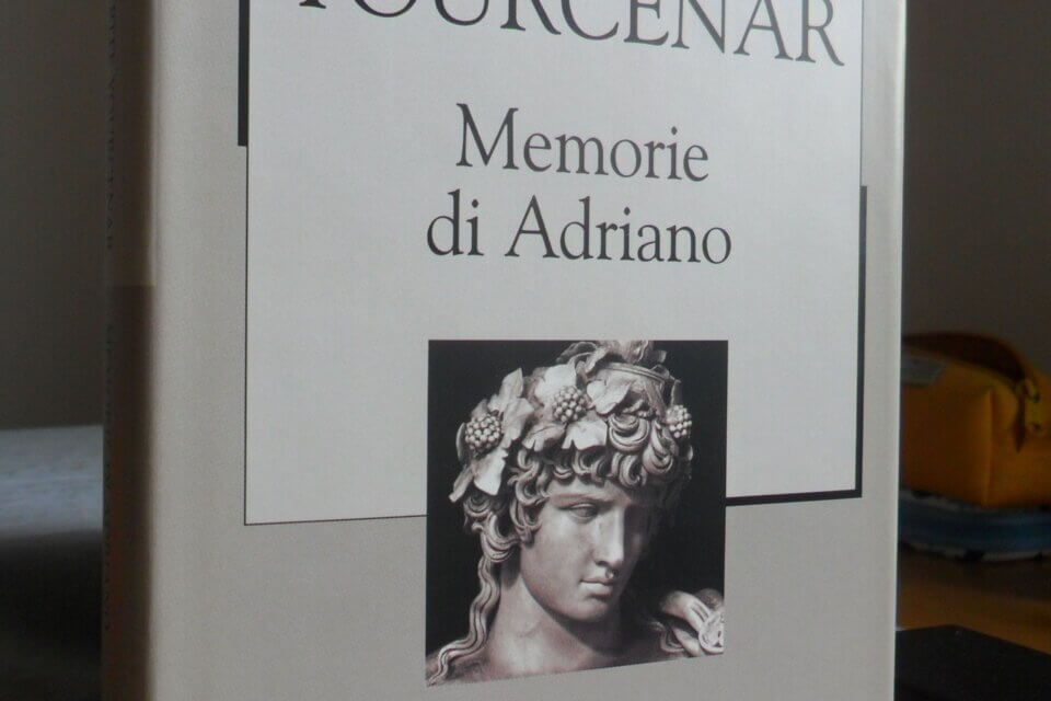 Memorie di Adriano, la recensione del capolavoro di Marguerite Yourcenar - Memorie di Adriano 5 - Gay.it