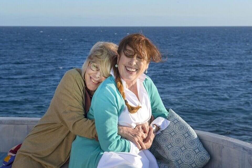 La fidanzata di Nonna, arriva su Netflix il film con due donne over 70 innamorate - Salir del Ropero il trailer della commedia spagnola con due nonne innamorate - Gay.it