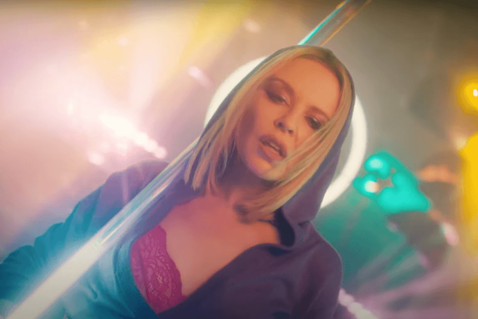 Magic, trionfo disco nel nuovo video di Kylie Minogue - magic kylie - Gay.it