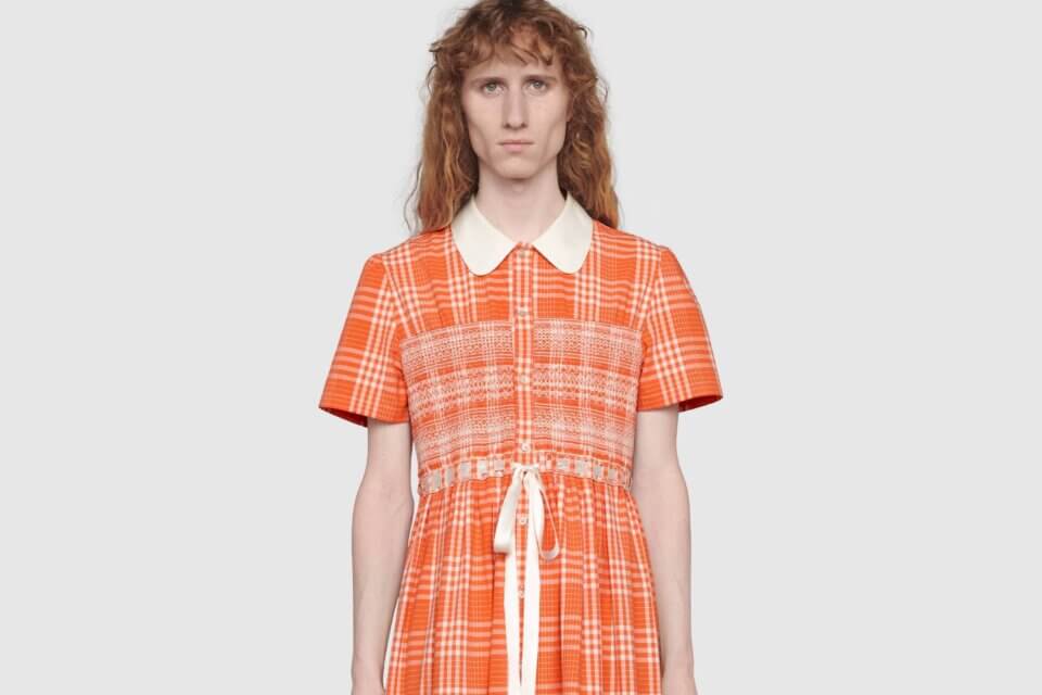 Gucci lancia l’abito corto da uomo contro gli stereotipi di genere