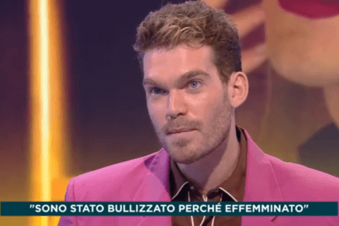 Alessandro Alo, da X Factor all'omofobia: "Rifiutato da etichette discografiche perché ‘troppo gay'" - Alessandro Alo - Gay.it