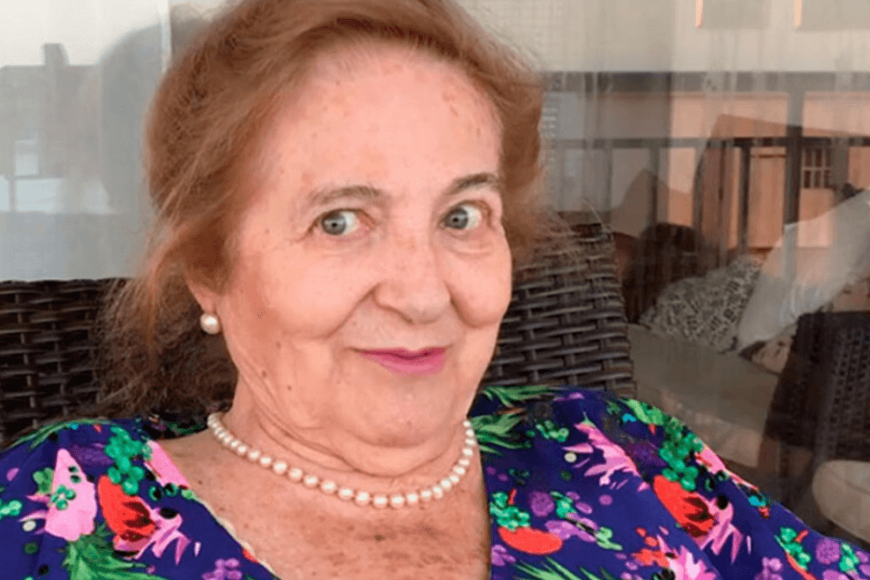 Julita Salmerón, coming out a 85 anni: "Ho scoperto di essere un po' lesbica" - il video è virale - Julita Salmeron - Gay.it