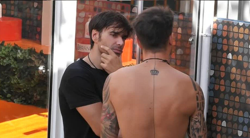 Gf Vip 5, Massimiliano Morra è gay? Il presunto outing di Adua Del Vesco – VIDEO