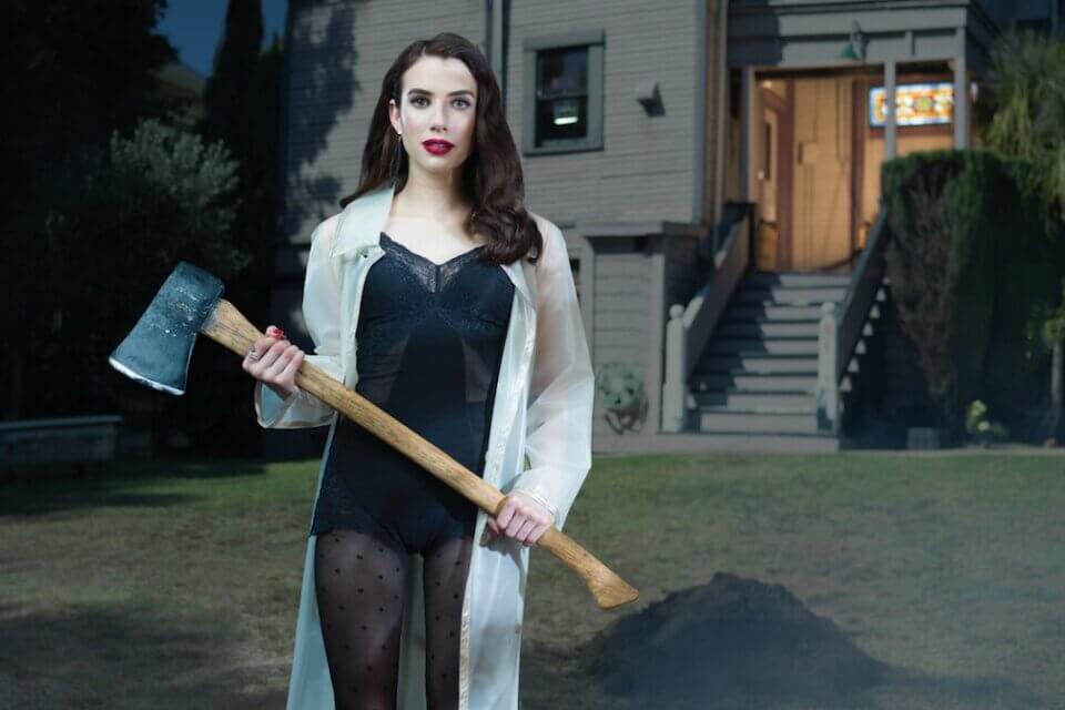 First Kill, arriva la serie Netflix con protagonista una vampira lesbica - emma roberts - Gay.it