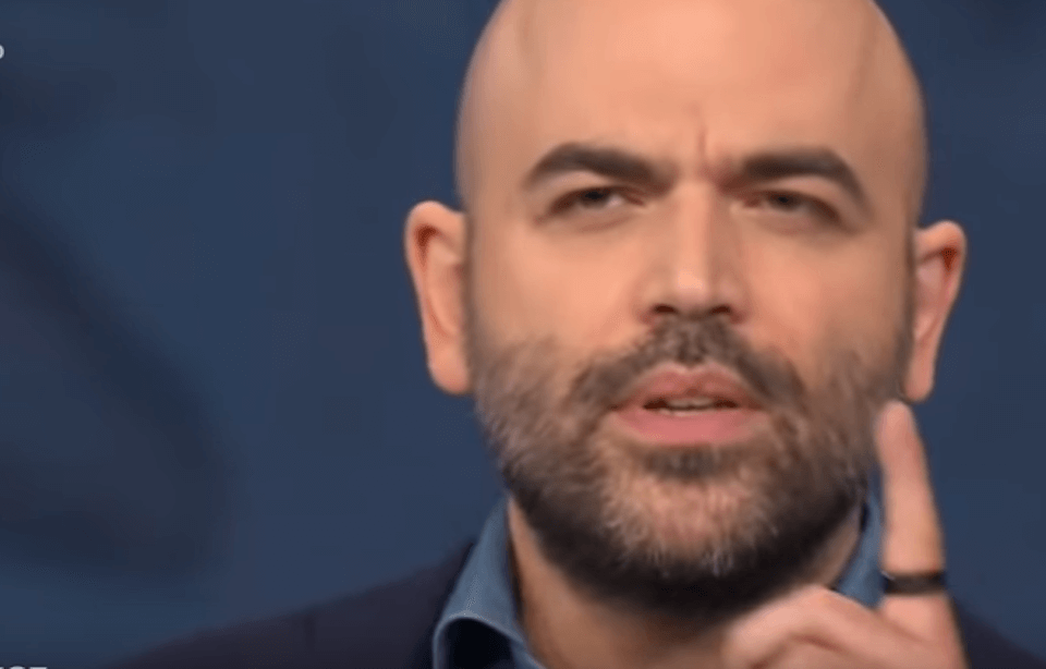 DDL Zan, Saviano sbugiarda i contrari: "Chi lo critica ha altri obiettivi, ma non cercateli sulla pelle altrui" - saviano - Gay.it