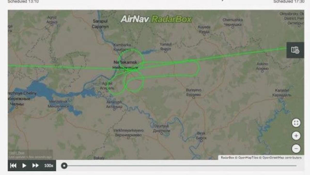 Due piloti sotto indagine per aver disegnato un pene gigante nel cielo