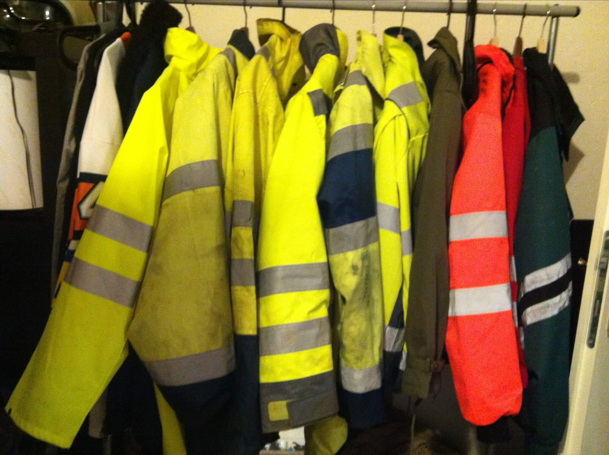 l fetish per l'abbigliamento da lavoro: l'eros dei manovali e la vita da cantiere - some of my gear 7254188012 o - Gay.it