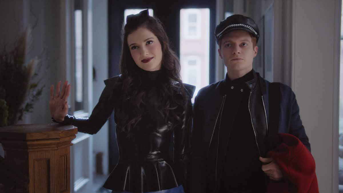 Bonding, arriva su Netflix la stagione 2