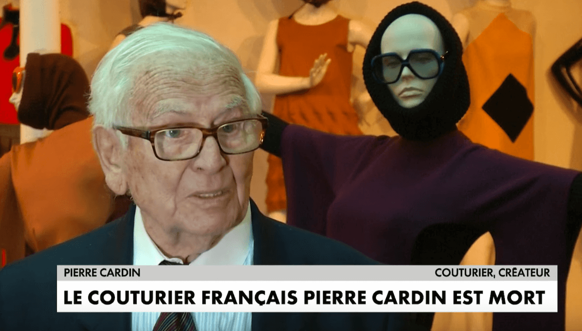 Addio a Pierre Cardin, negli anni ’60 sedotto da Jeanne Moreau: “Ero gay, ma fu un colpo di fulmine”
