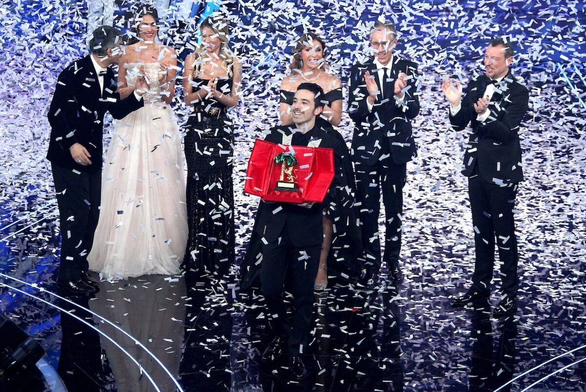Sanremo 2021, il regolamento e le scalette: 26 Big e 10 donne - tutto quello che c'è da sapere sul Festival - Sanremo 2020 - Gay.it