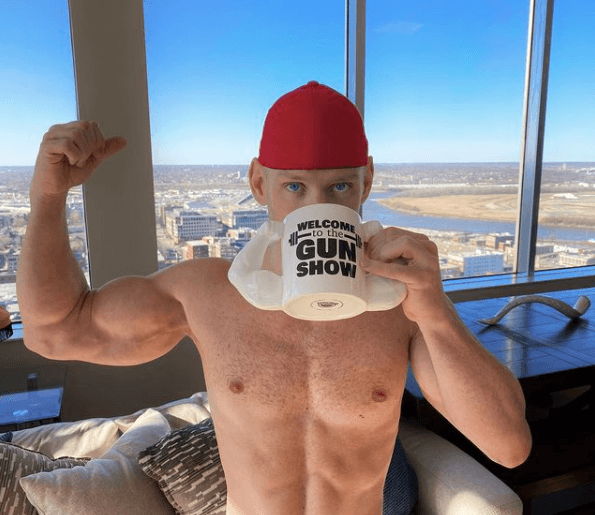Jake Jacob: da mormone a gay dichiarato in slip per mostrare chi sia veramente - jake jacob 00003 - Gay.it
