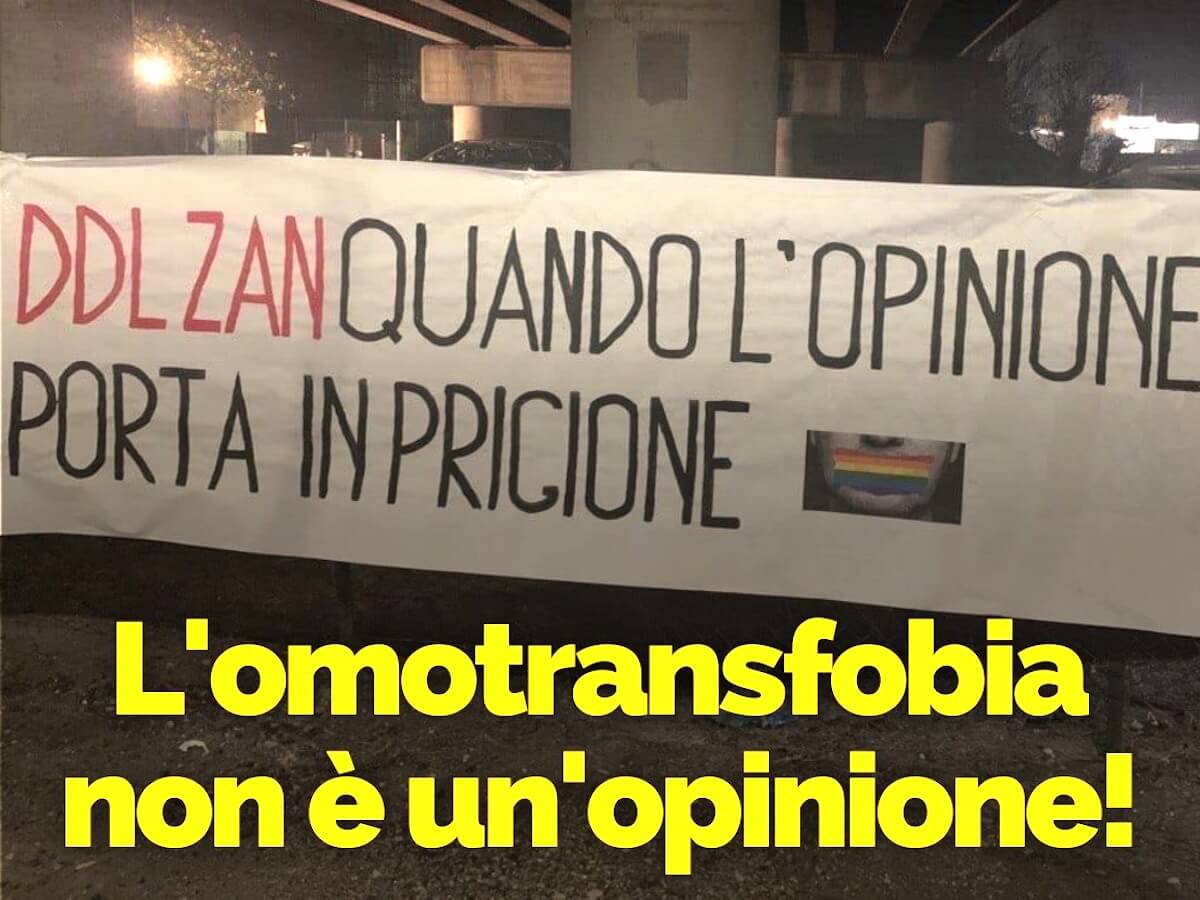 Padova, striscione contro il DDL Zan: “Quando l’opinione porta in prigione”