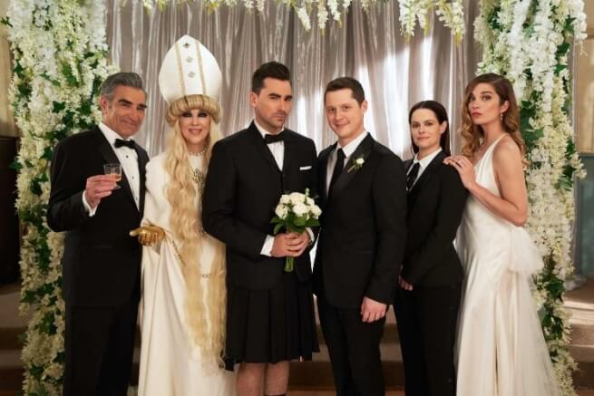 È morta Catherine O'Hara, icona queer di Schitt's Creek, Beetlejuice e Mamma ho perso l'Aereo - schitts creek.jfif - Gay.it