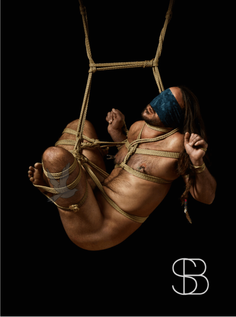 Lo Shibari: la pratica bondage per corpo, anima ed eros - BILDSCHIRMFOTO 2021 01 19 UM 14 9 - Gay.it