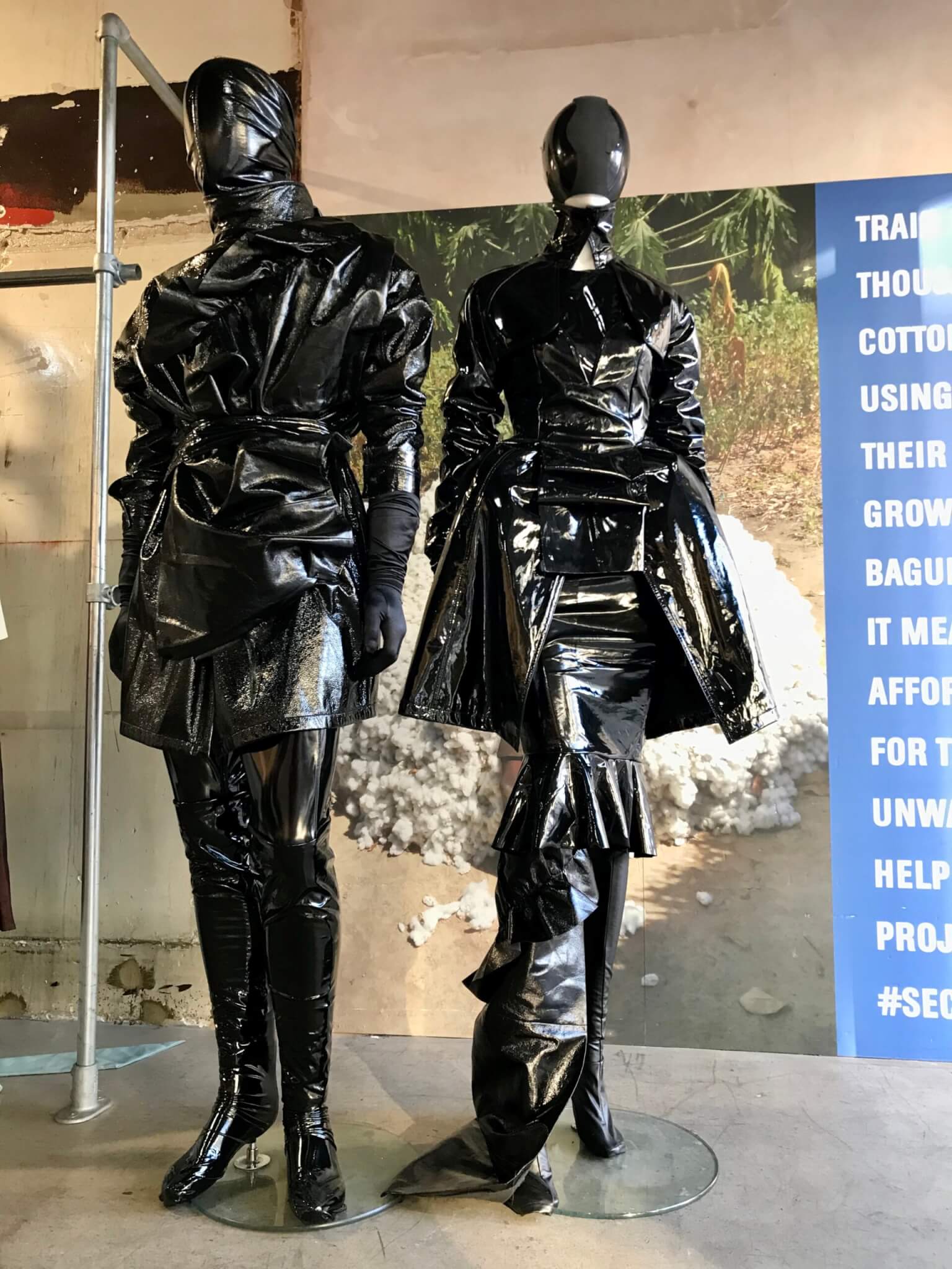 Francesco Colucci: il window dresser che ha conquistato Londra - IMG 7146 2 scaled - Gay.it