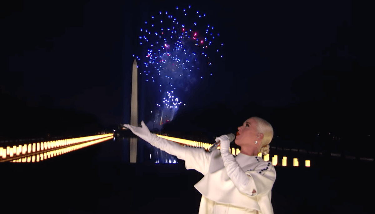 Katy Perry e una pioggia di popstar cantano per Joe Biden e Kamala Harris, i video di Celebrating America - Katy Perry - Gay.it