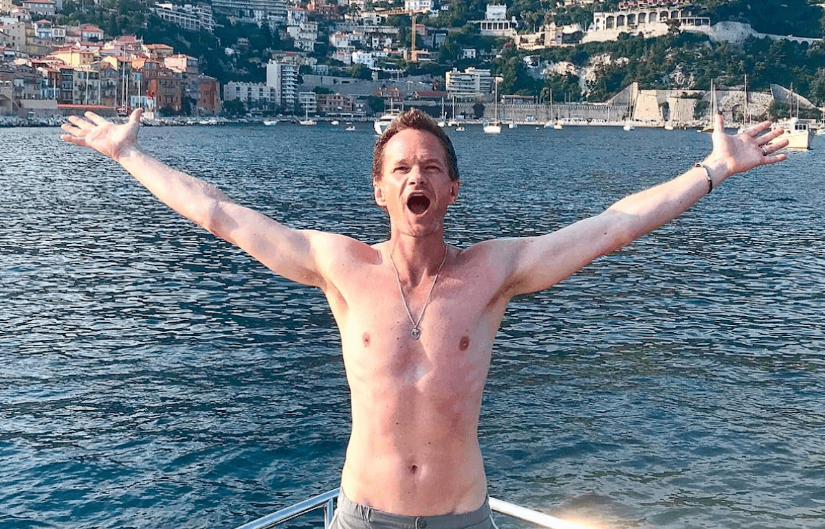 Neil Patrick Harris confessa: “C’è qualcosa di sexy in un attore etero che interpreta un personaggio gay”