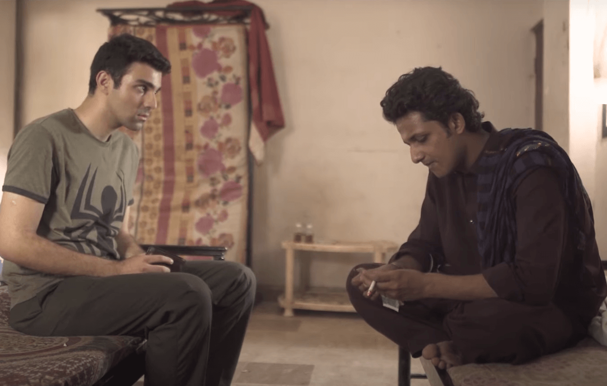 Aadat: il corto LGBT che parla di omosessualità in Pakistan, dove è ancora illegale essere gay