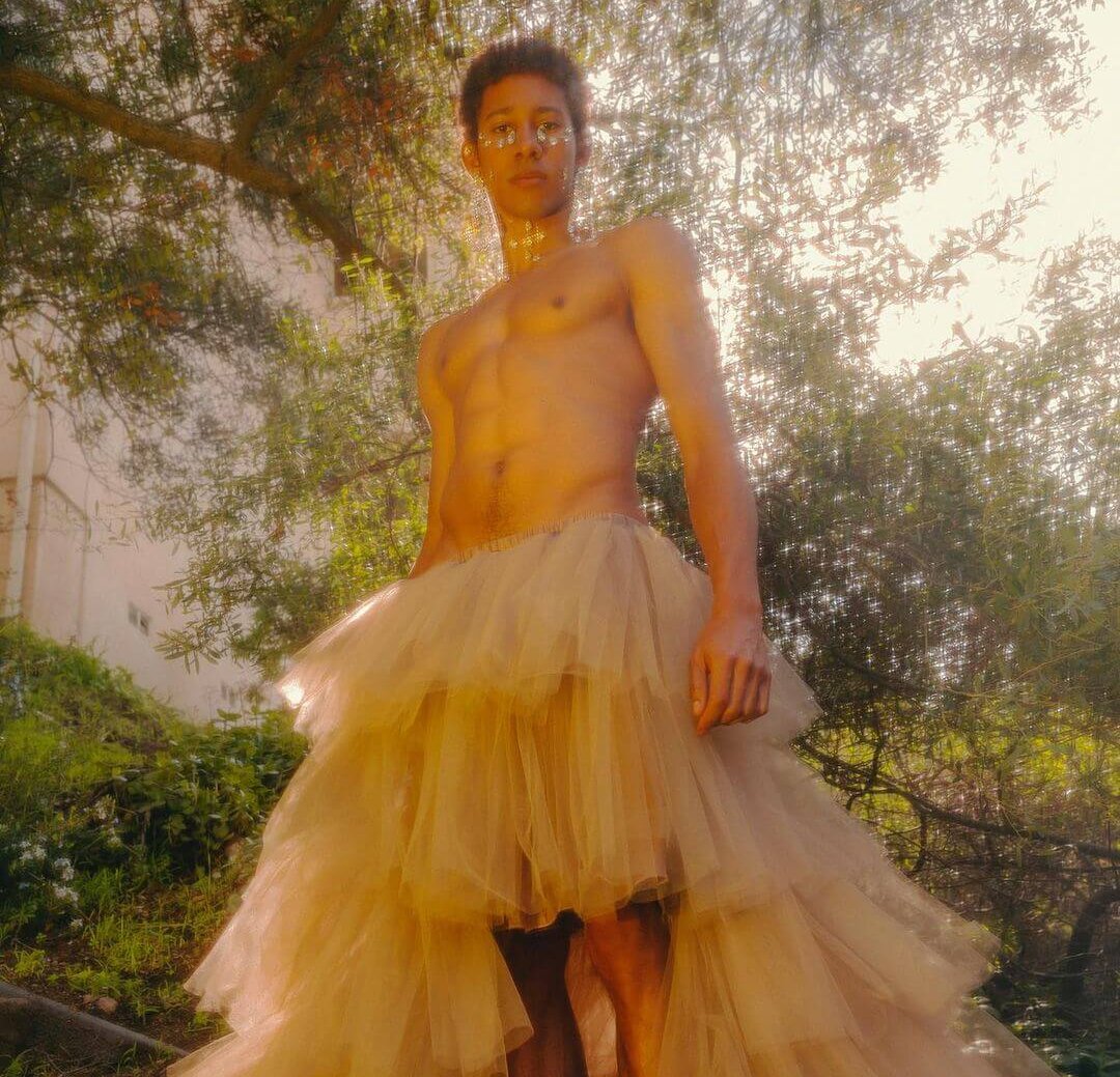 keiynan lonsdale, musica lgbtq