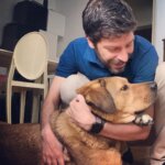 nicholas yatromanolakis col suo cane - Thumbnail