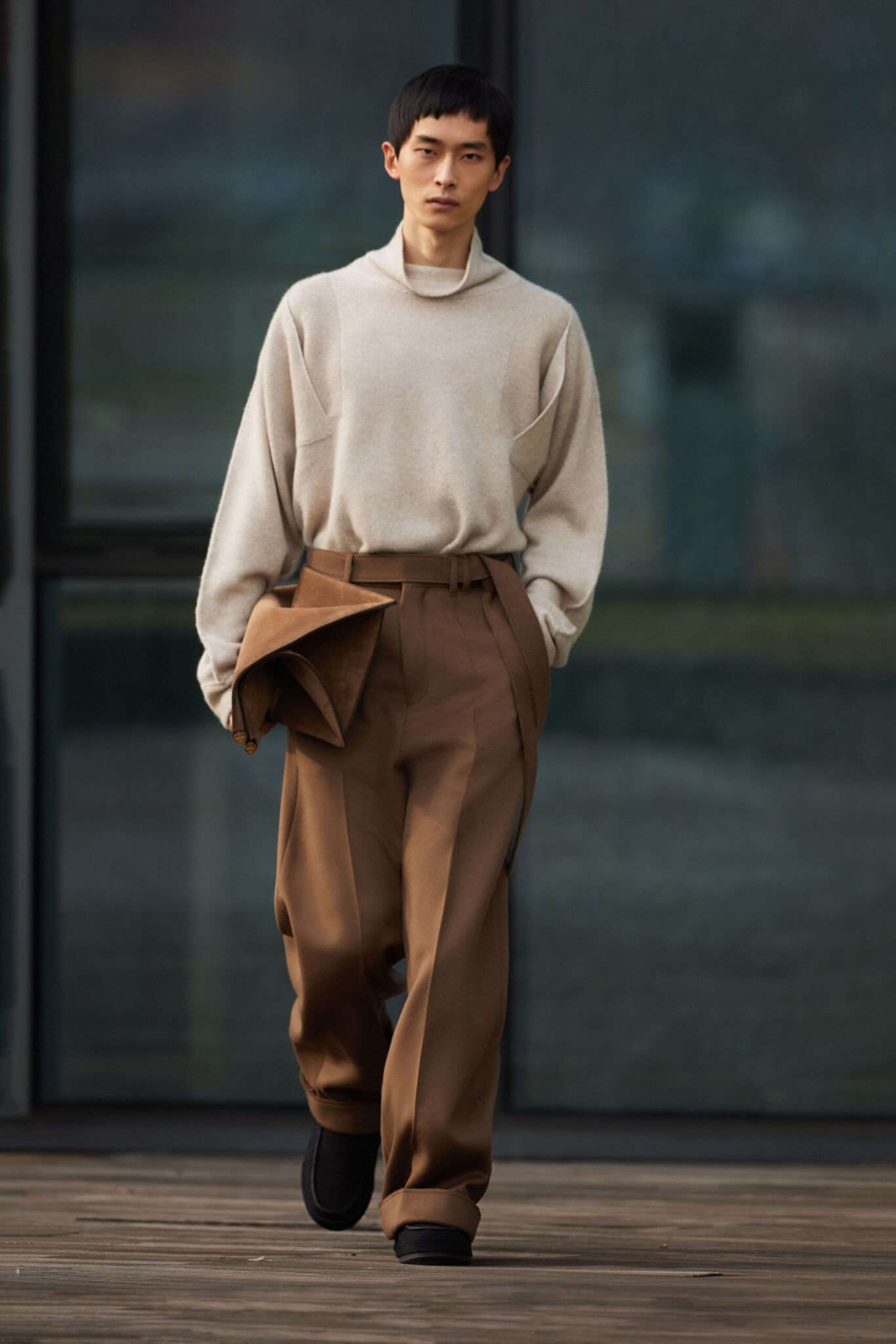 Moda Uomo Autunno/Inverno 21/22 - Ecco le migliori tendenze dalle passerelle di Milano e Parigi - zzegna scaled - Gay.it