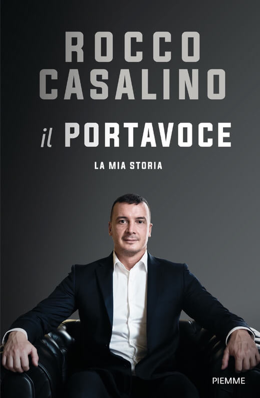 Rocco Casalino, bullismo a scuola e padre violento: prime anticipazioni dall'autobiografia - Il Portavoce di Rocco Casalino - Gay.it
