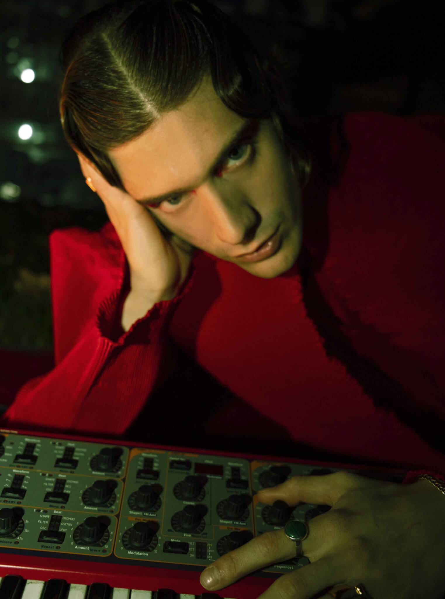 Esce"Berlin", il primo singolo italiano di Thomas Costantin - THOMAS COSTANTIN FLUIDOSTUDIO 05 Azazel scaled - Gay.it